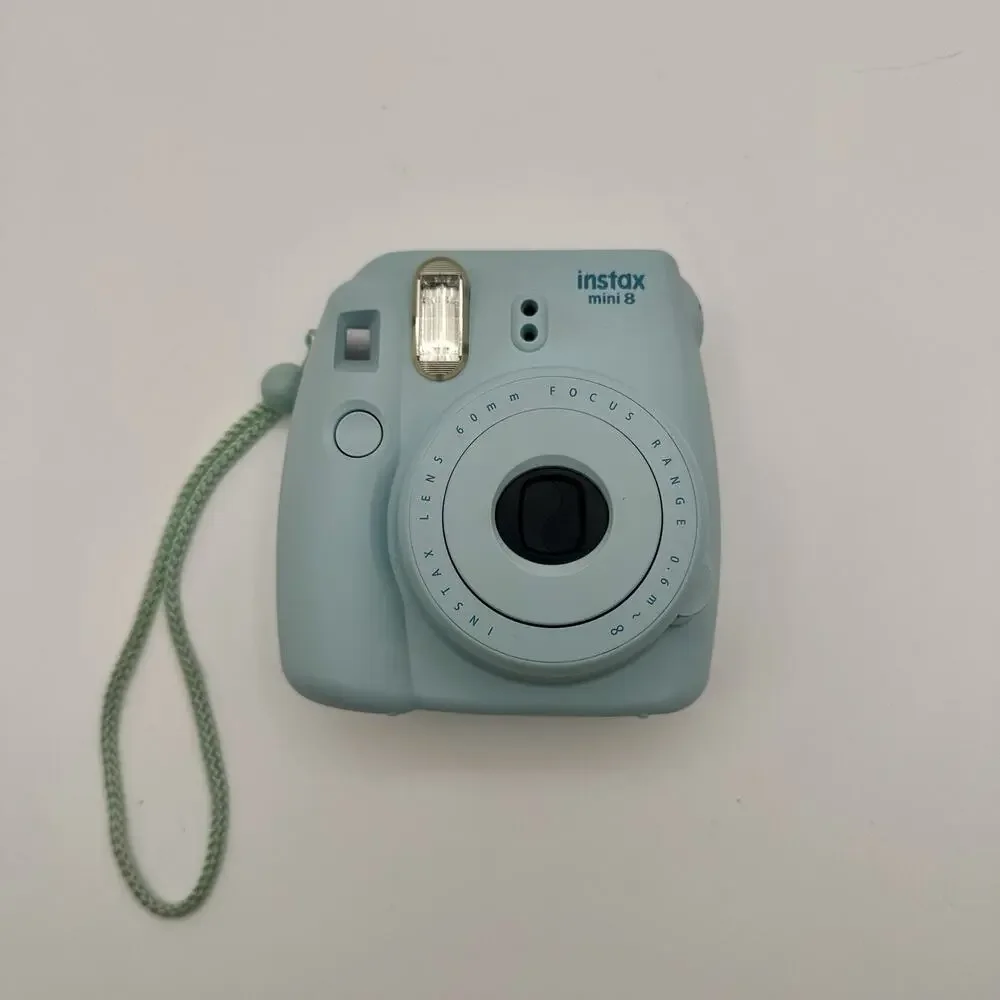 Fujifilm Instax Mini 8 Instant Film Camera (Blue) EUC